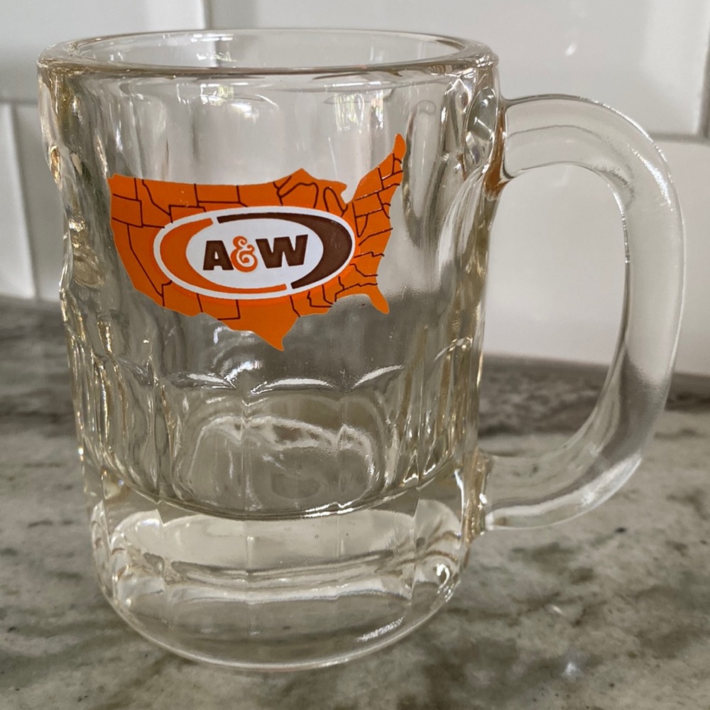 Vintage 8oz A&W glass mug